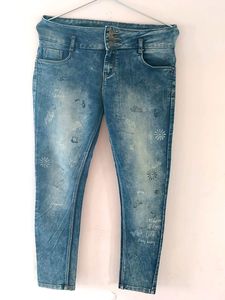 Embroidered Light Wash Jeans