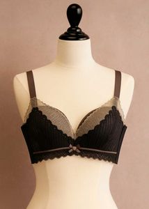 🇳🇿💫♥️Elegant Black Lace Bra