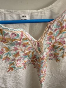 Chikankari short kutra for college