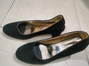 Stylish Black Heels