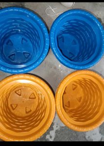 Set of 10 Plastic Plant Pots