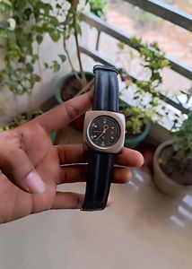 Unique Fastrack Square Watch