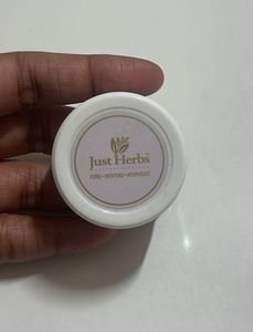 Just Herbs Vegan Lip Mask