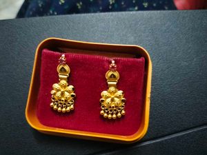 2.07g Gold Earrings