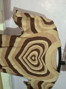 Heart Pattern Knit Crop Top