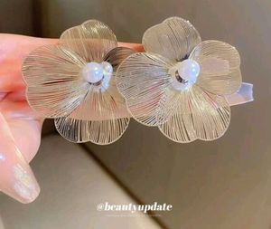 Korean Metal Flower Earring