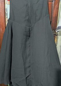 Black Sleeveless Dress