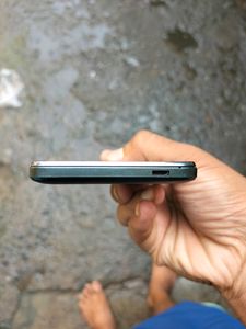 Micromax 4G mobile good condition only charging pin demej
