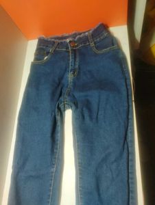 women&#39;s Skinny jeans 💙