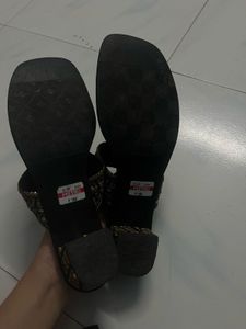 Metro Heels