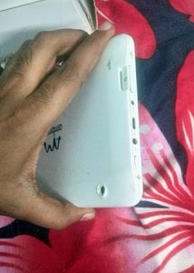 Tablet  Ambrane 707