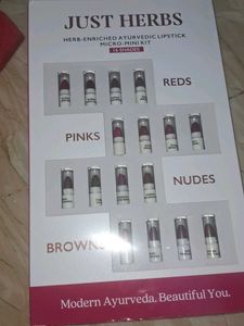 Just Herbs Lipstick Kit