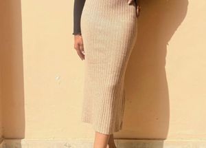 Ribbed Knit Midi Skirt
