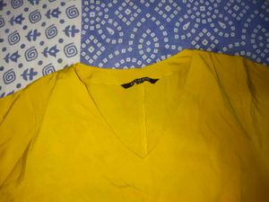 Harpa Brand Bell Arms Crop Top