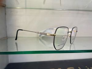 Iconic Eye Metal Frame Glasses