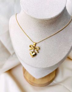 Anti Tarnish Necklace  Old Money Pintrest