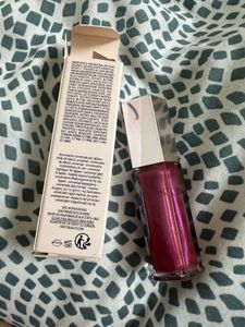 New Fenty Beauty Gloss Bomb- Riri