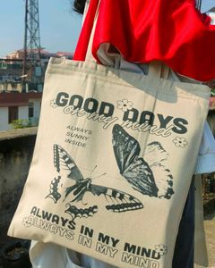 Tote Bags COLLECTION.
