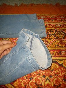 Jeans with cutout detail