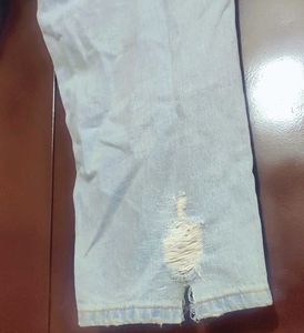 Light Blue Capri Jeans For Girl Or Woman 32 Waist