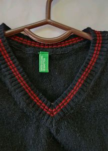 Benetton V-Neck Sweater