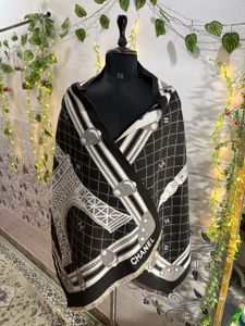 Chanel Eiffel Tower Scarf Semi Winter ❄️