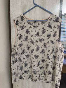 Floral Print Sleeveless Top