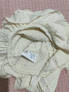 American Egle Lace Trimmed Crop Top