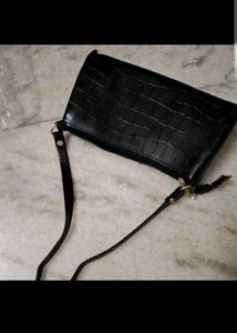Free Sugar Highlighter+2 Sling Purse
