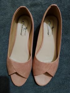 CHINRAAG Women Wedge sandals
