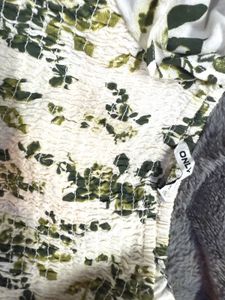 Floral Print Puff Sleeve Top