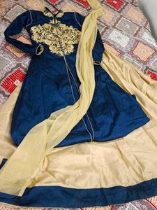 Elegant Blue Embroidered Kurta Set