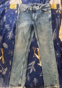 Westside Straight Fit Jeans (34)