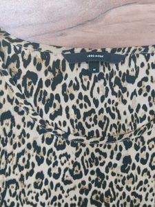 Leopard Print Casual Top