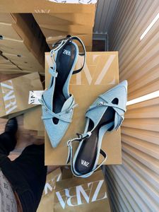 ZARA IMPORTED TURKEY HEELS WITH ALL ACCESSORIES