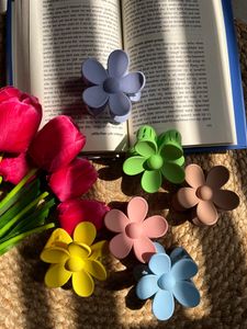 Cute Jambo Hair Accessories