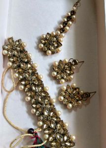 Elegant Floral Jewelry Set