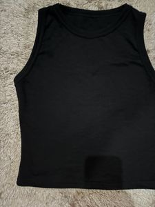 Top Black