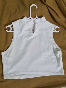 Women Off White Solid Crop Top