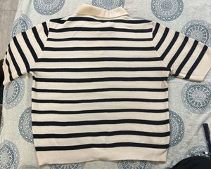 A cute plain white &amp; black top
