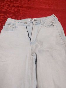 Wide Leg Jeans - Light Wash