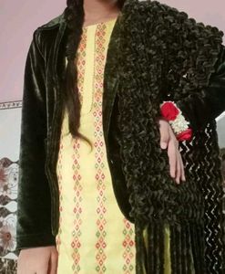 Green Velvet Jacket and muflor