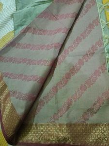 Ethnic Gold Zari Banarasi Saree