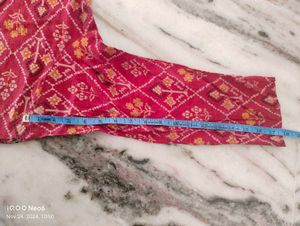 Red Kurta