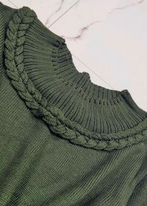 Women Round Neck Pullover