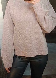 Zara Pullover 🍓