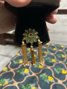 Beautifull Green Long Earings