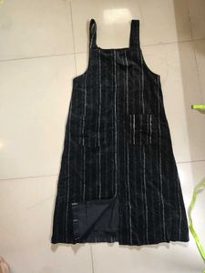 Stylish Black Striped Sleeveless