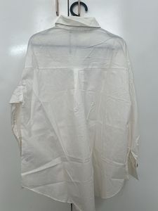 Classic white shirt with embellishments