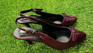 Elegant Burgundy Heels with Bow
